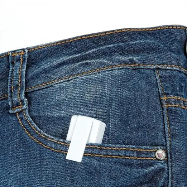 white Pocket Stamp in Jeans 